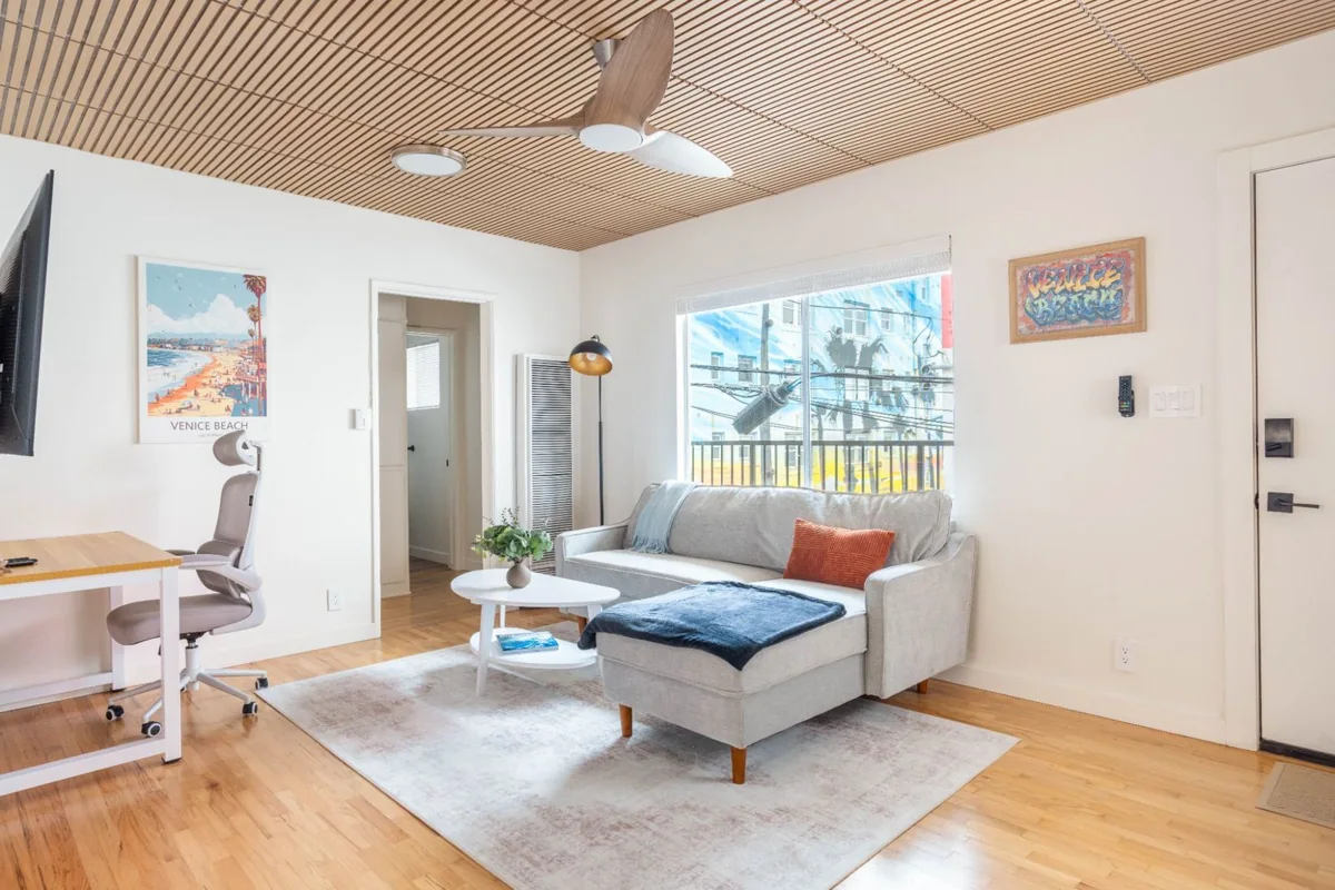 Professionally hosted furnished stay Southern California